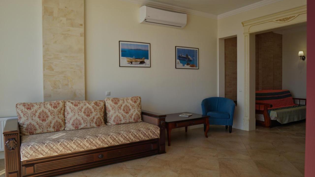 Design Apartment Leo - Welcome To Arcadia Odesa Exterior photo