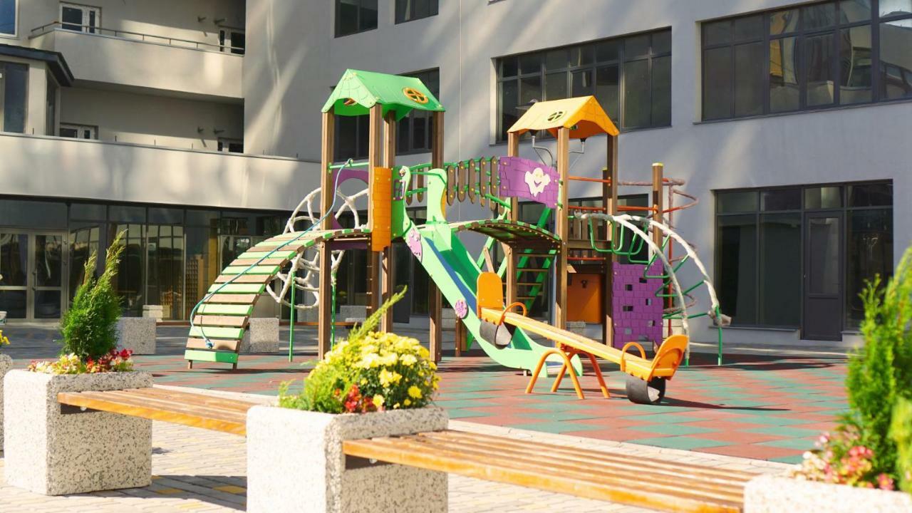 Design Apartment Leo - Welcome To Arcadia Odesa Exterior photo
