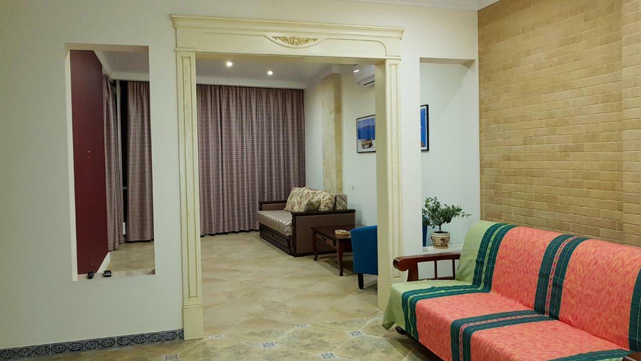 Design Apartment Leo - Welcome To Arcadia Odesa Exterior photo